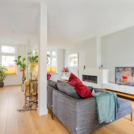 Villa Bloemendaal بيت للعطل *